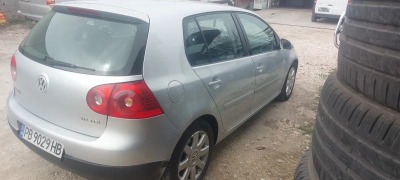 VW Golf 2.0 -140 коня , снимка 4 - Автомобили и джипове - 49503654