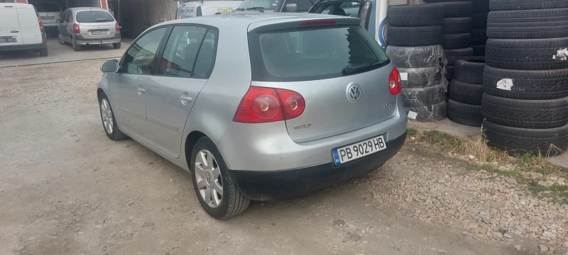 VW Golf 2.0 -140 коня , снимка 3 - Автомобили и джипове - 49503654