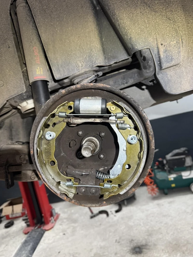 Citroen C3 1.4 HDI EXCLUSIVE , снимка 17 - Автомобили и джипове - 51825852