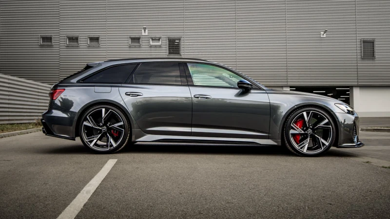 Audi Rs6 CERAMIC/Led/Head Up/Soft/Stage 2/360/B&O, снимка 4 - Автомобили и джипове - 51022767