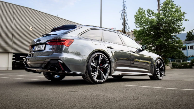 Audi Rs6 CERAMIC/Led/Head Up/Soft/Stage 2/360/B&O, снимка 5 - Автомобили и джипове - 51022767