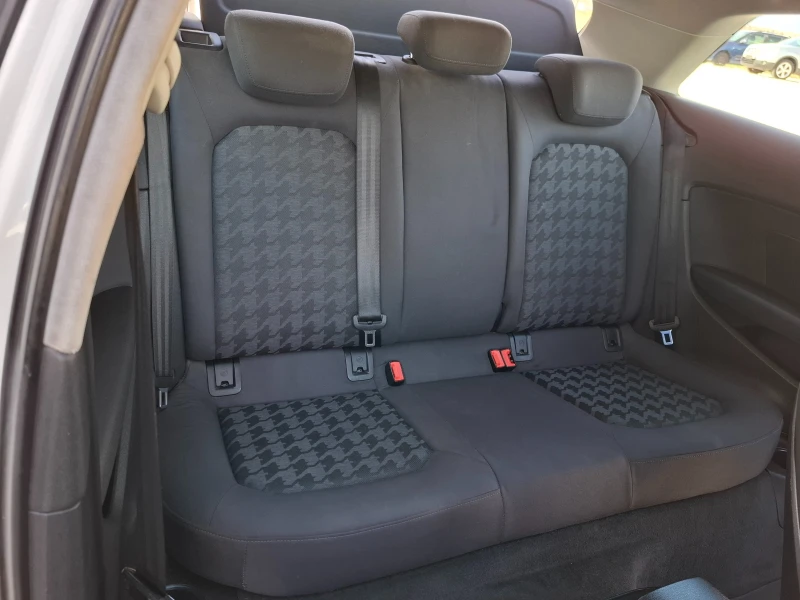 Audi A3 1.6TDI/Euro5B, снимка 11 - Автомобили и джипове - 52245383