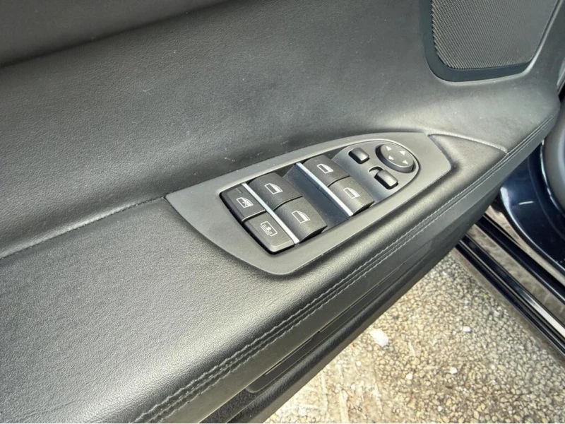 BMW 750 * 4dr Sdn xDrive AWD * CARFAX * ЦЕНА ДО БГ, снимка 8 - Автомобили и джипове - 53034314