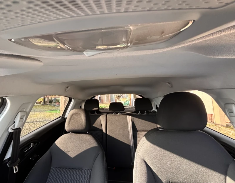 Peugeot 208, снимка 12 - Автомобили и джипове - 53141813