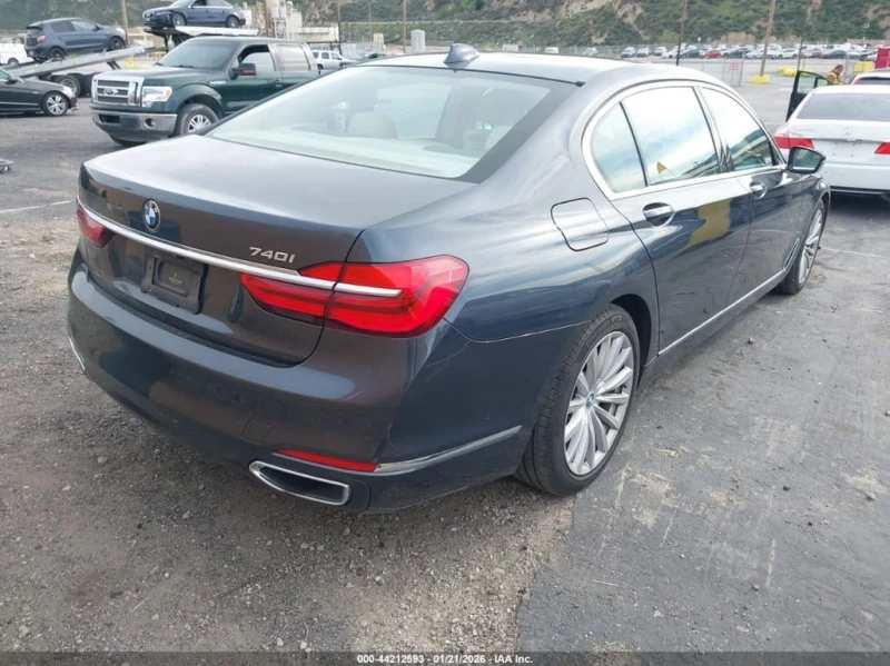 BMW 740 * CARFAX * BUY NOW* , снимка 13 - Автомобили и джипове - 53305623