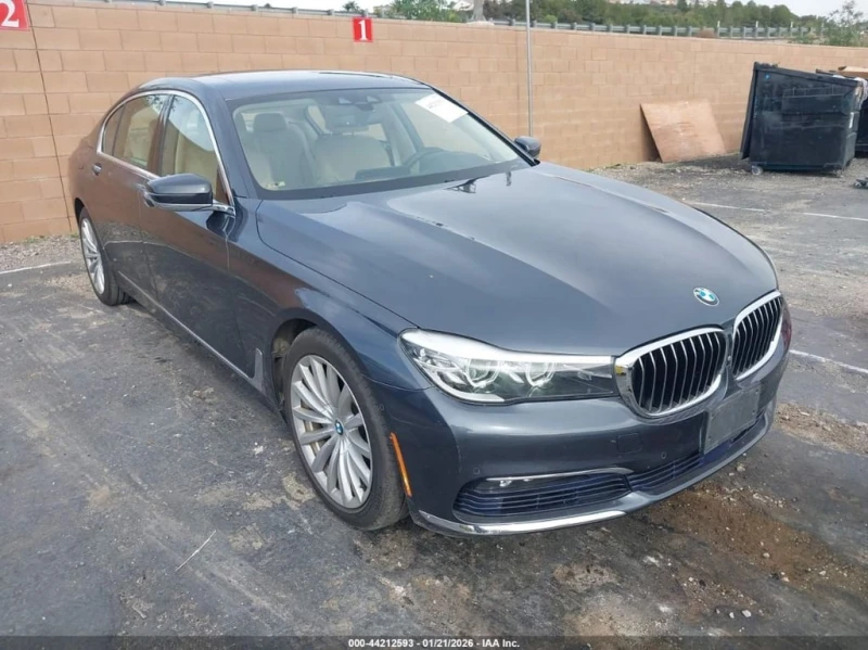 BMW 740 * CARFAX * BUY NOW* 
