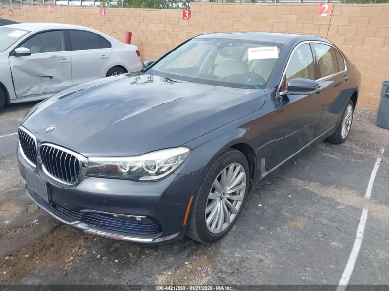BMW 740 * CARFAX * BUY NOW* , снимка 11 - Автомобили и джипове - 53305623