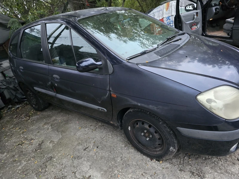 Renault Scenic, снимка 3 - Автомобили и джипове - 53386315
