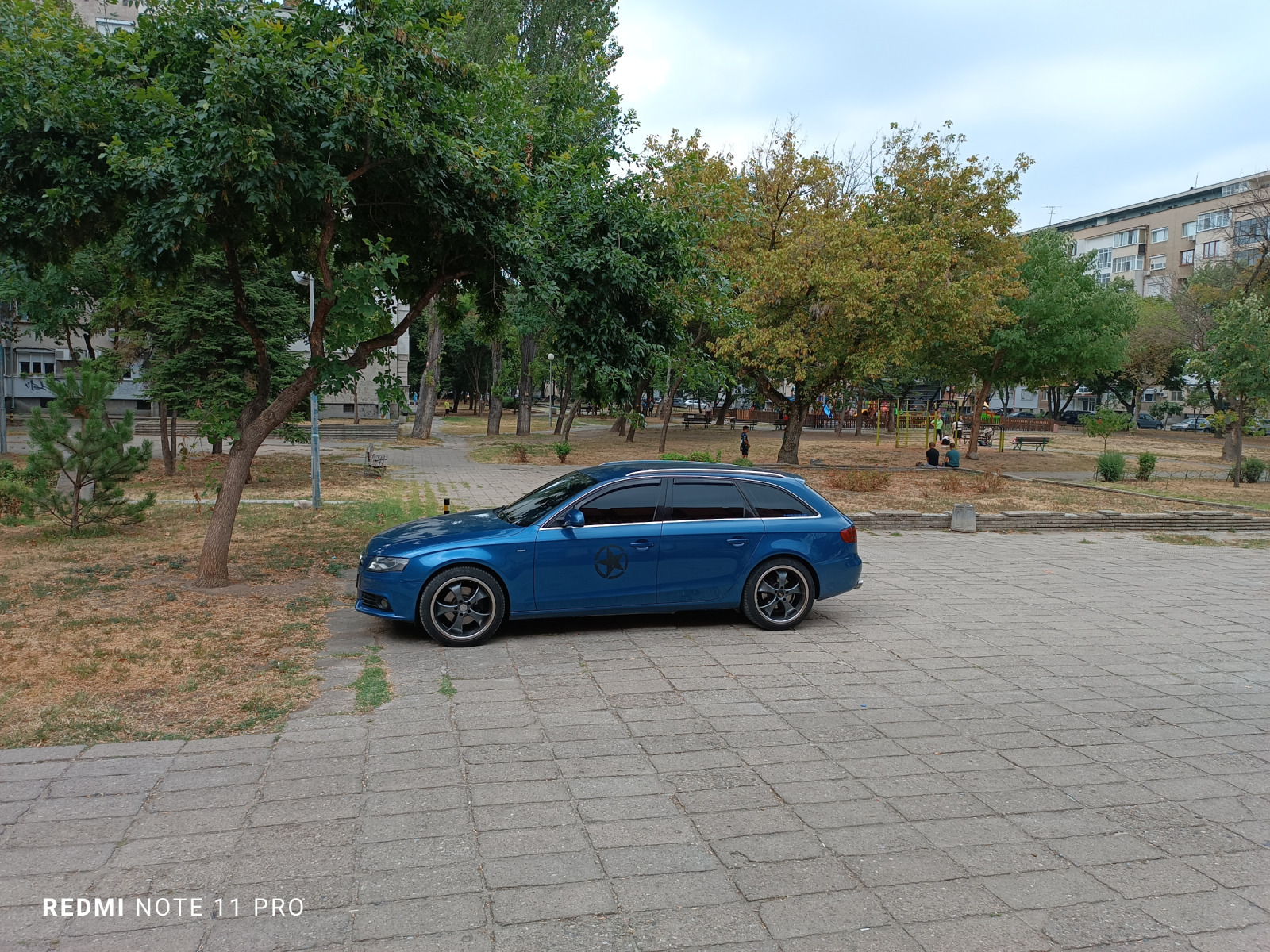 Audi A4 B8 quattro - изображение 1