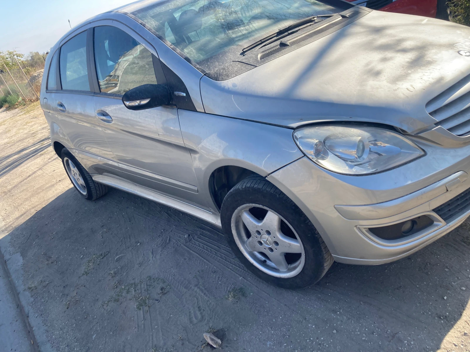 Mercedes-Benz B 200 2.0 i - изображение 2