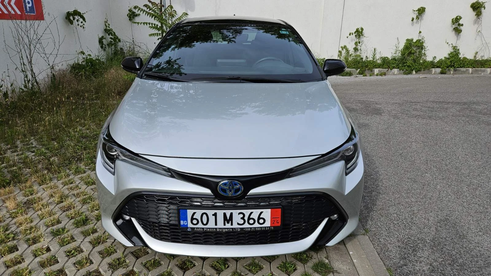 Toyota Corolla 2.0 Hybrid BiTonale - изображение 8