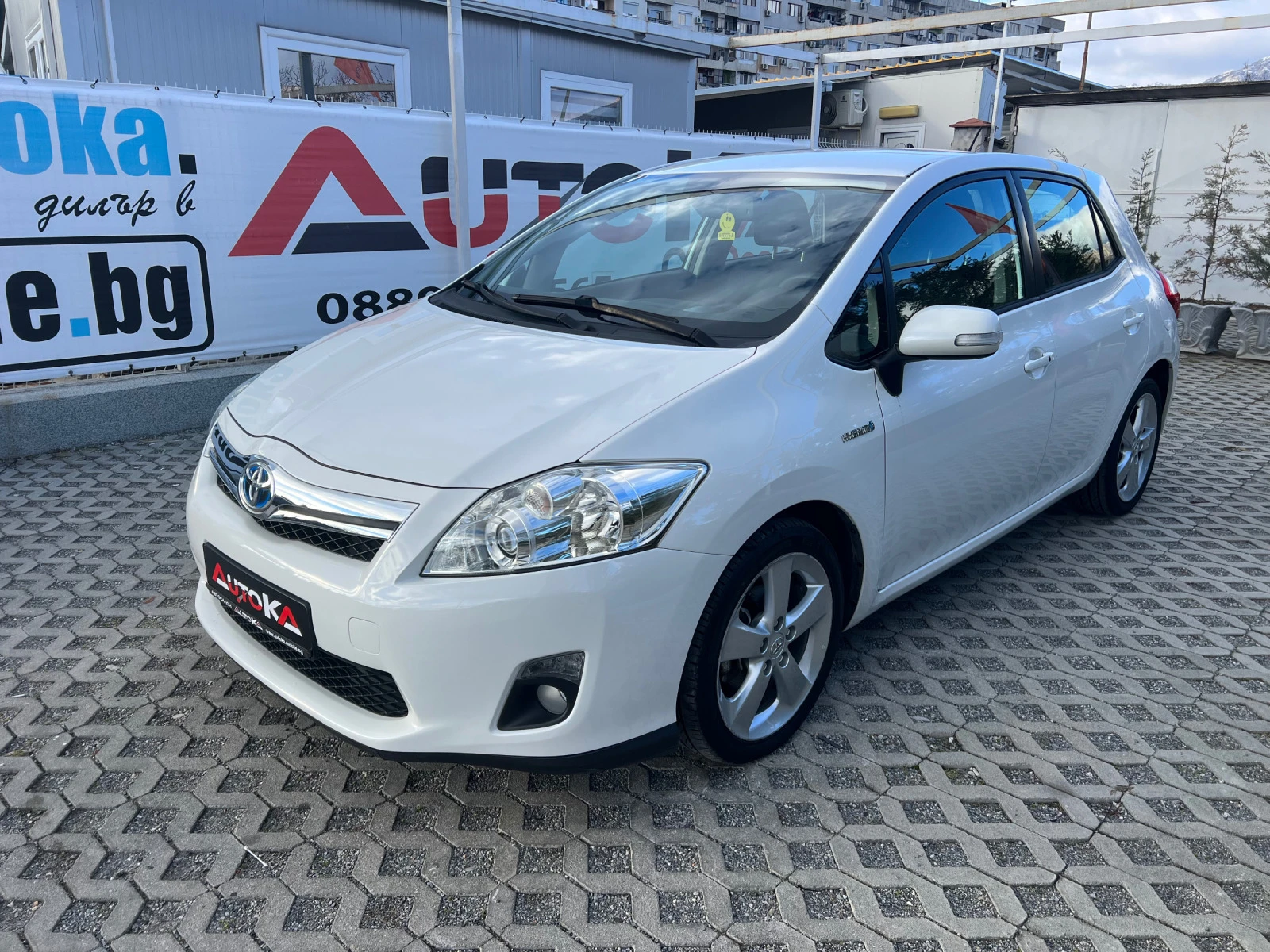 Toyota Auris 1.8Hybrid-99кс= АВТОМАТ= 125хил.км= НАВИ= КАМЕРА - изображение 6