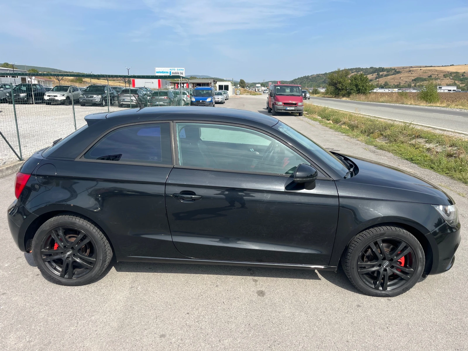 Audi A1 1.4 TFSI S LINE - изображение 3