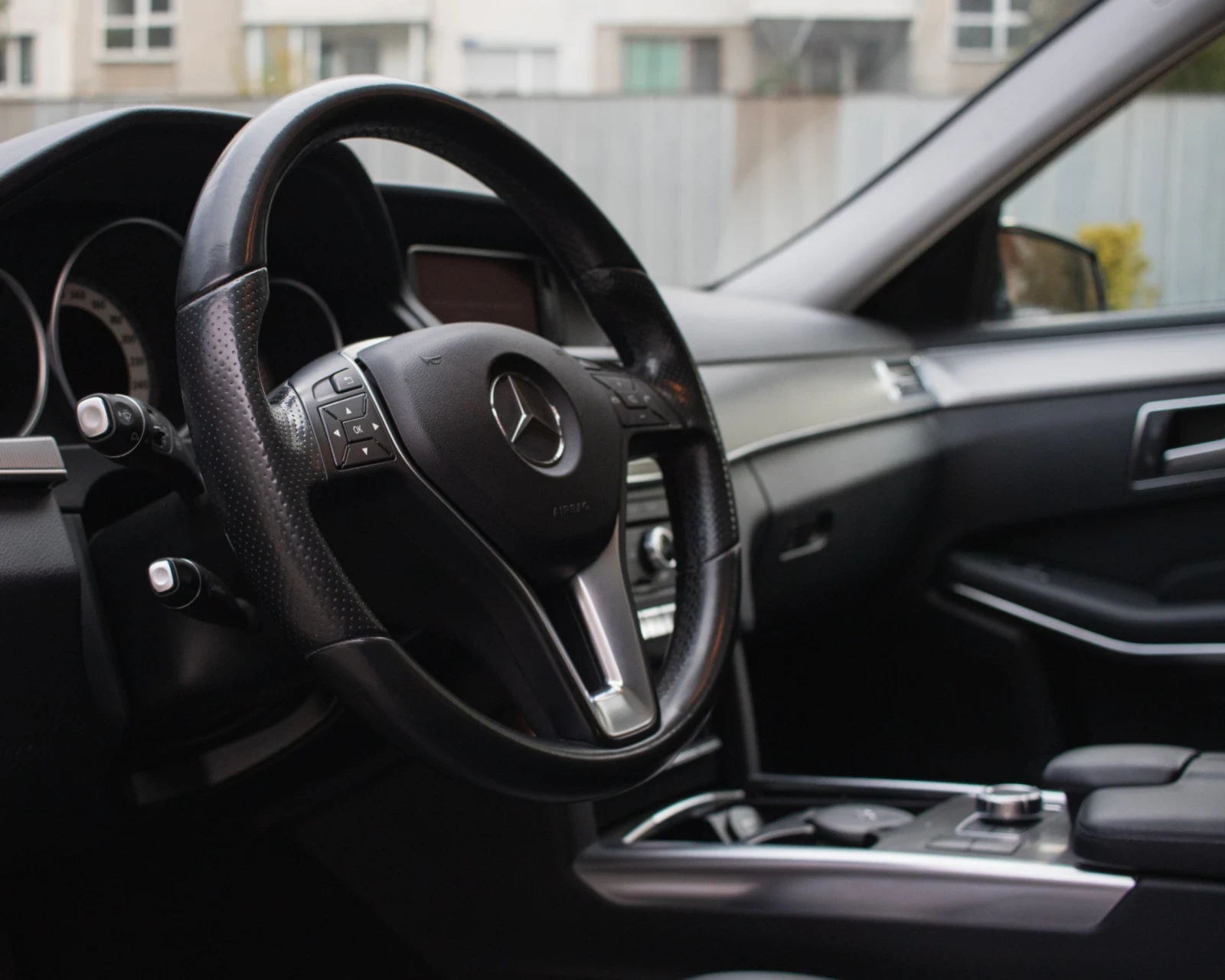 Mercedes-Benz E 350 AVANTGARDE 9G TRONIC  - изображение 7