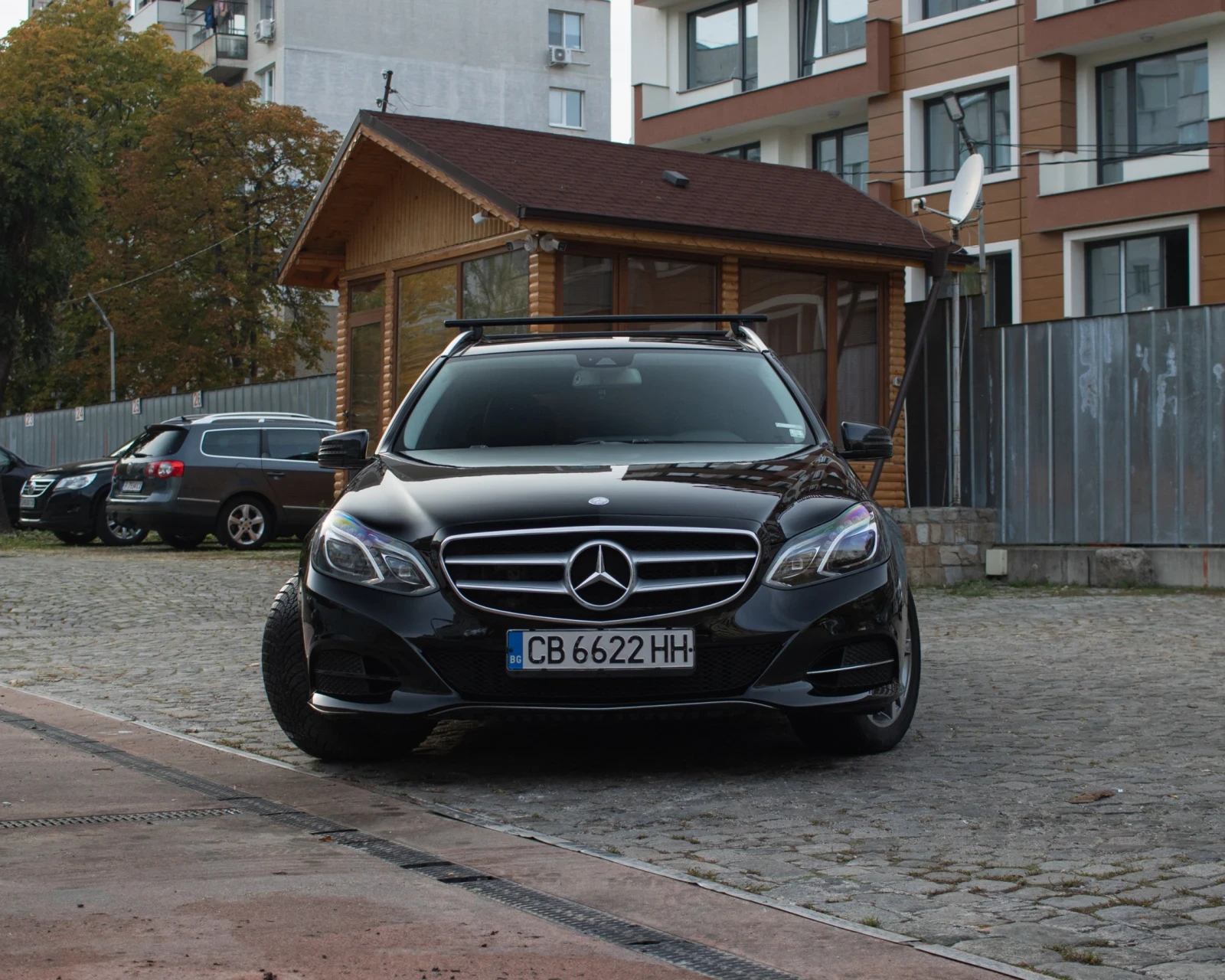 Mercedes-Benz E 350 AVANTGARDE 9G TRONIC  - изображение 2