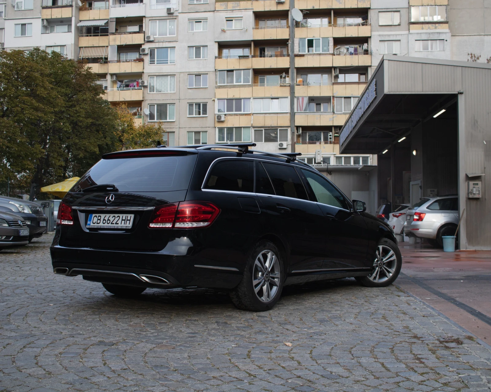 Mercedes-Benz E 350 AVANTGARDE 9G TRONIC  - изображение 3