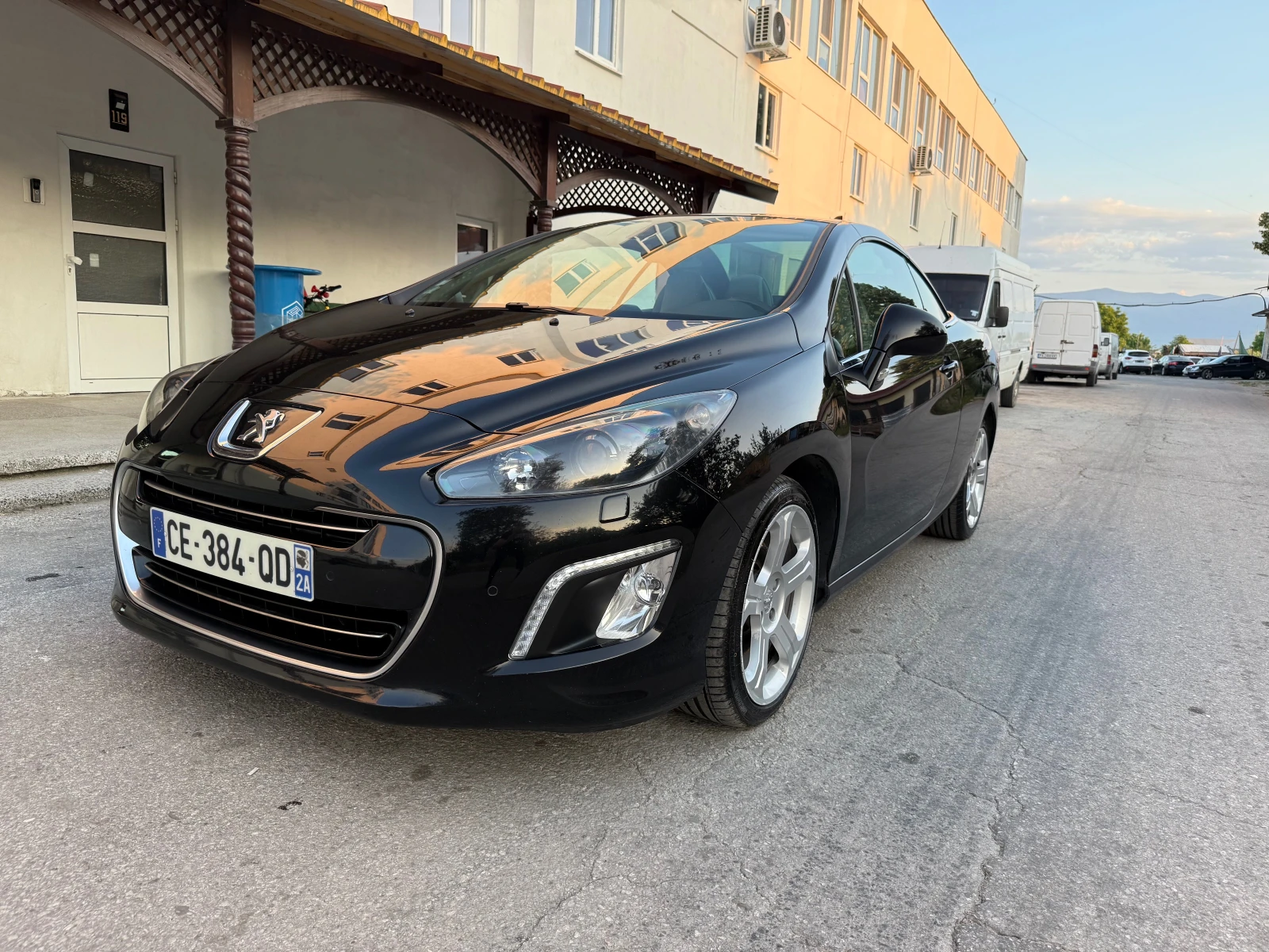 Peugeot 308 2.0 HDI Feline - изображение 4
