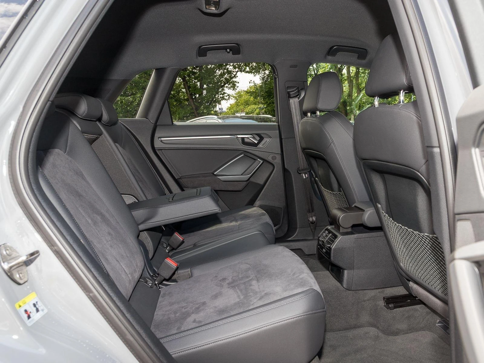 Audi RSQ3 2.5 TFSI/ LED MATRIX/ VIRTUAL COCKPIT/ BLACK OPTIC - изображение 7