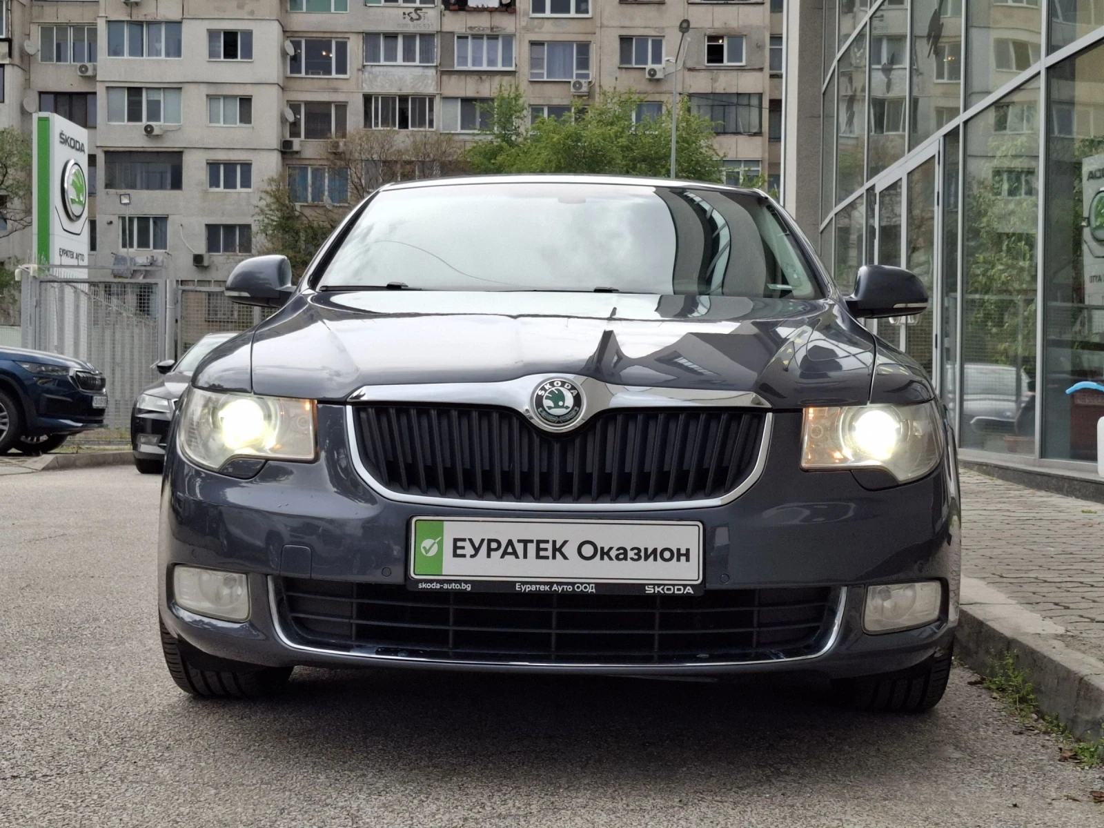 Skoda Superb 2.0 TDI - изображение 2
