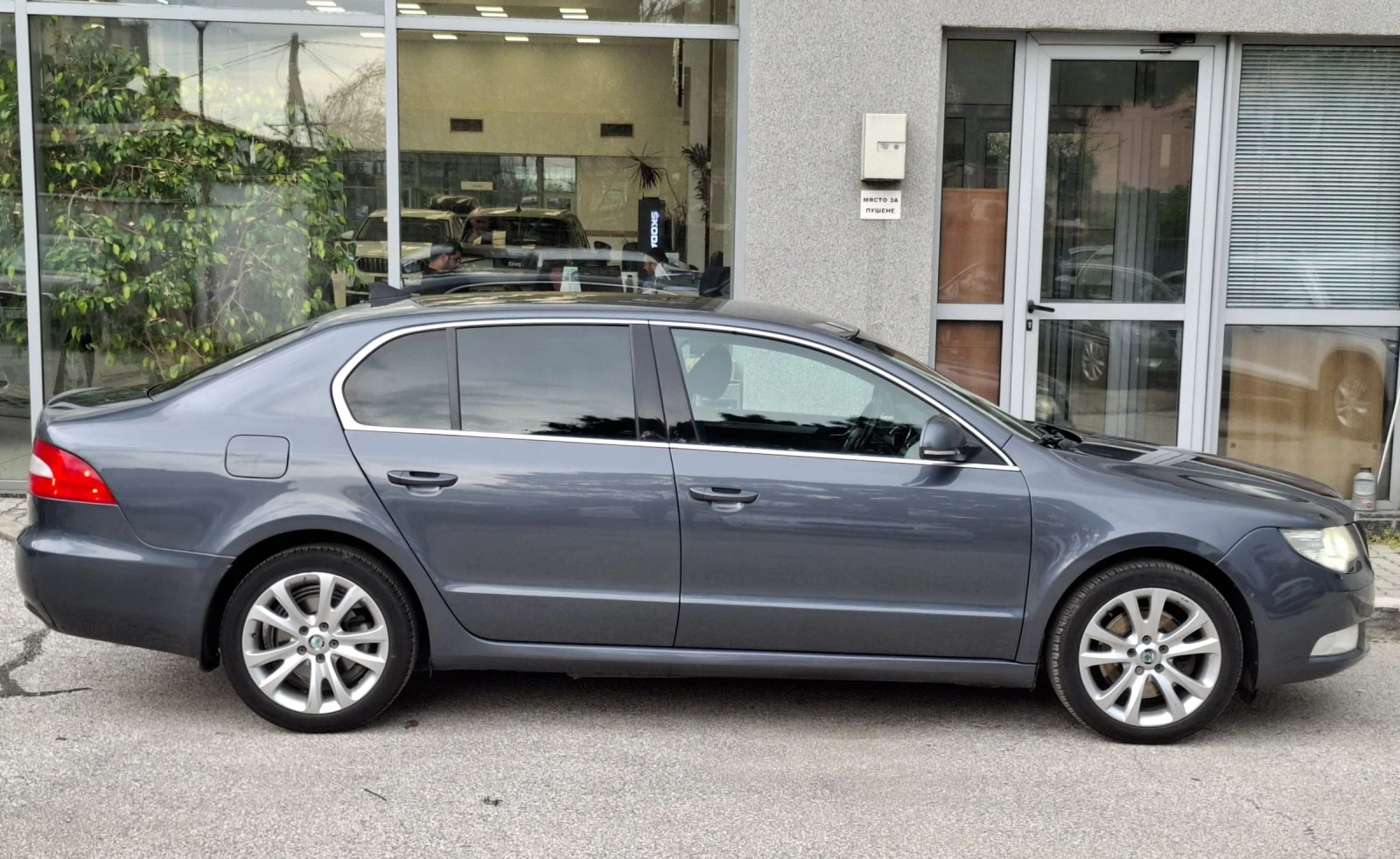 Skoda Superb 2.0 TDI - изображение 4
