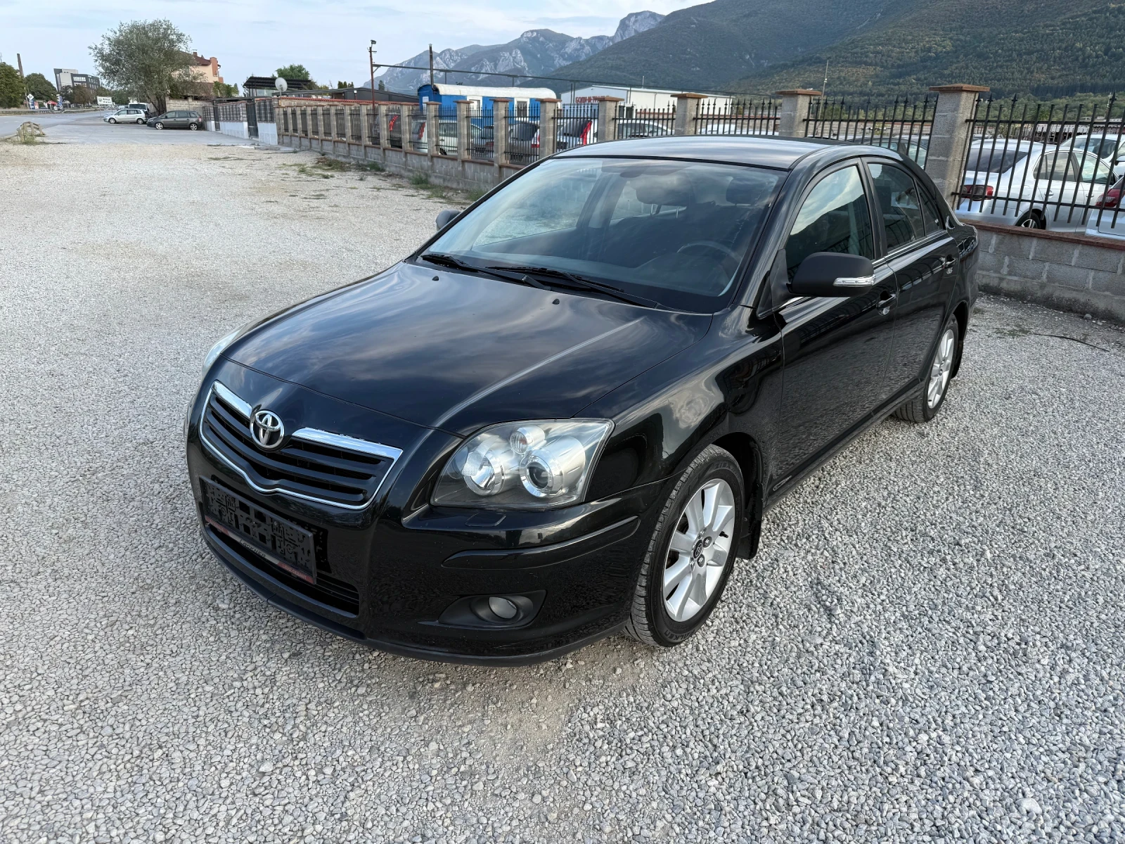 Toyota Avensis 2.0 D4D  - изображение 2