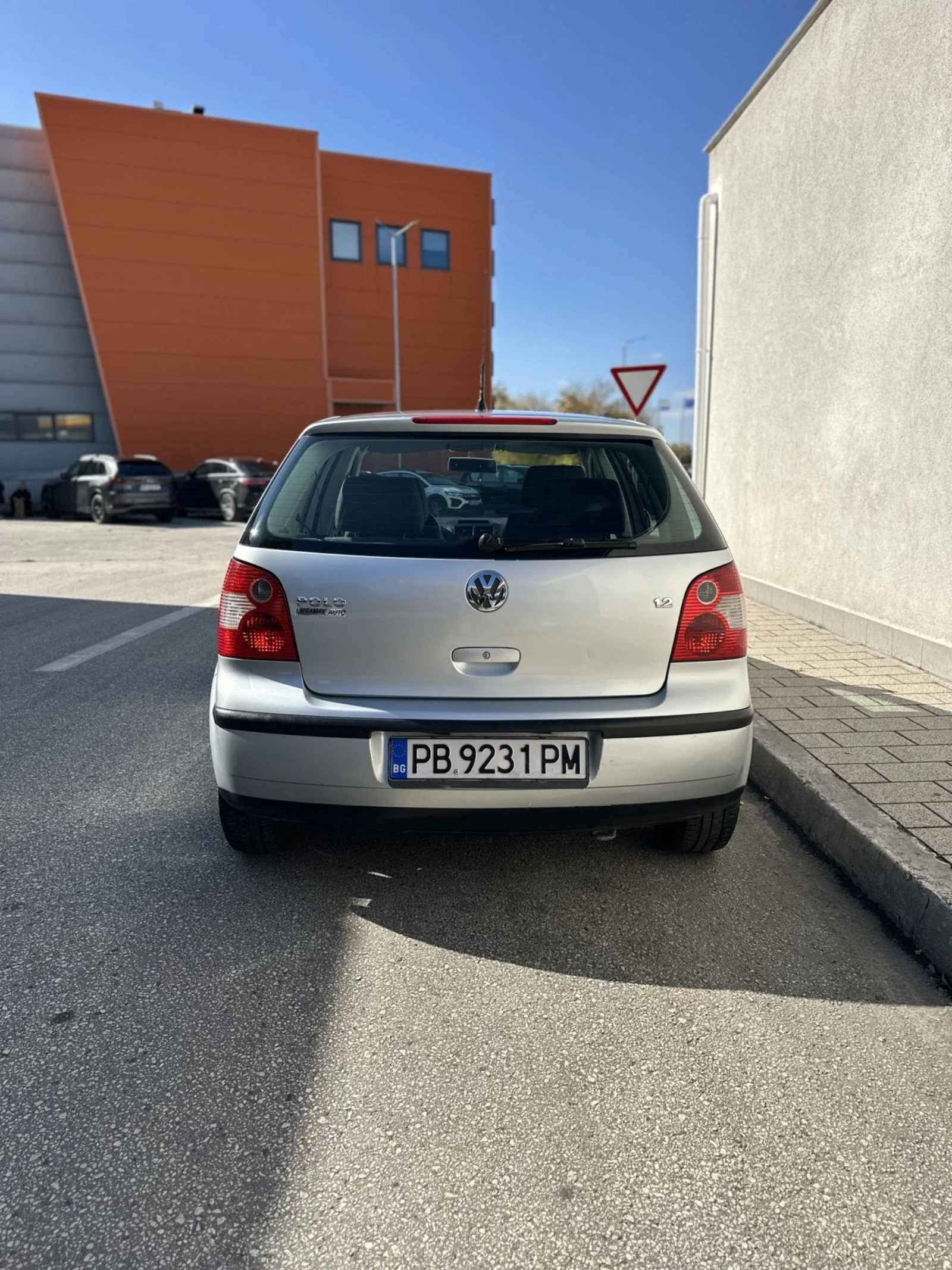 VW Polo 1.2  12V   64к.с - изображение 7