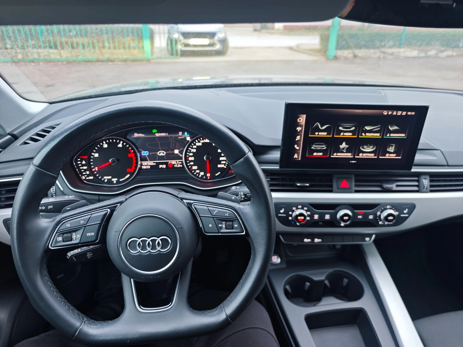 Audi A4 TDI-Automat/Facelift/Matrix/DE, снимка 12 - Автомобили и джипове - 54142313