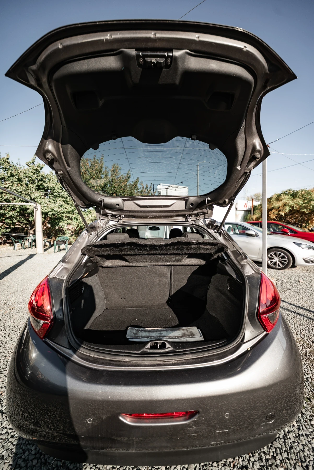 Peugeot 208 | Mobile.bg � ����������� 15