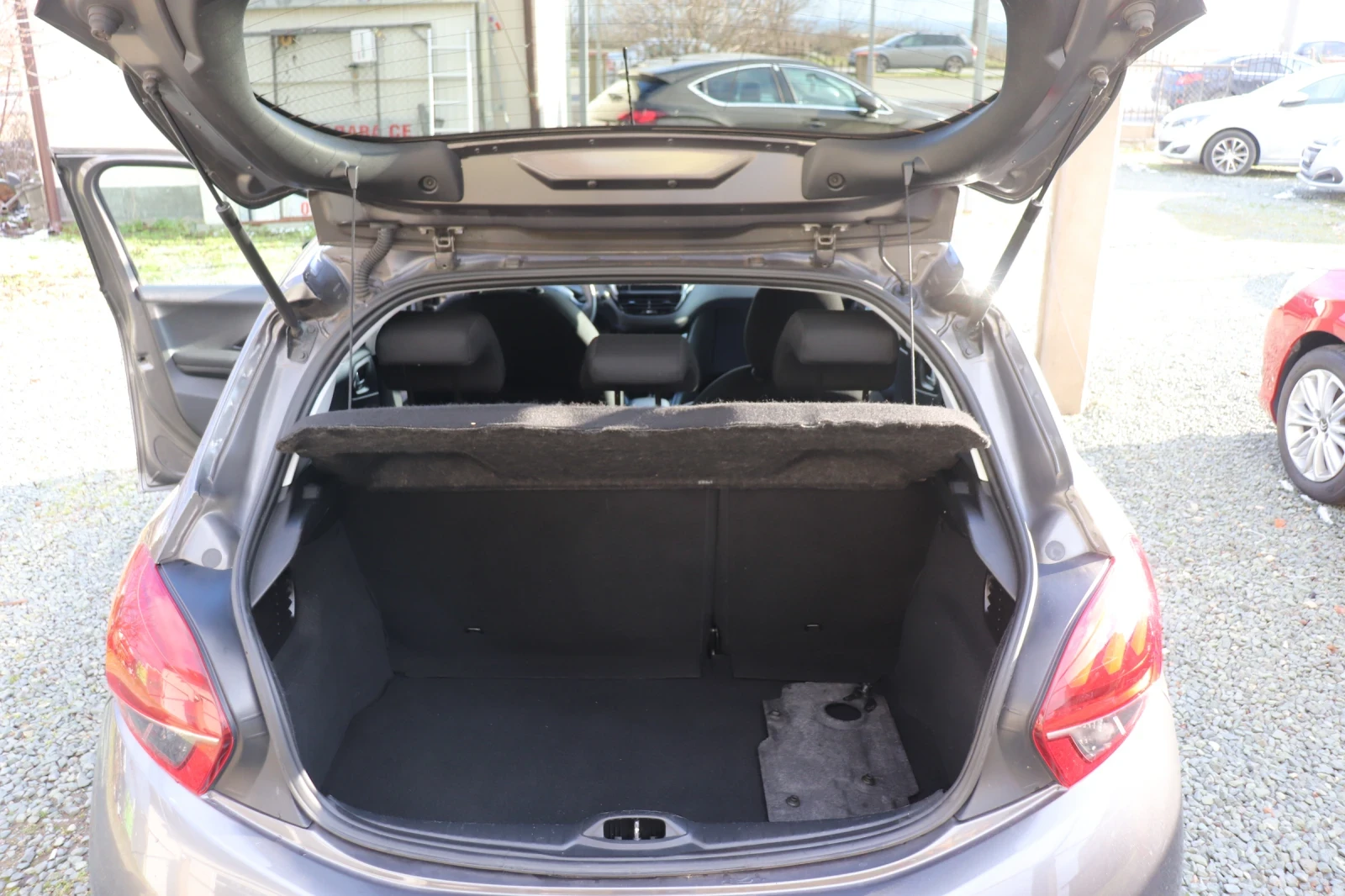 Peugeot 208 | Mobile.bg � ����������� 7