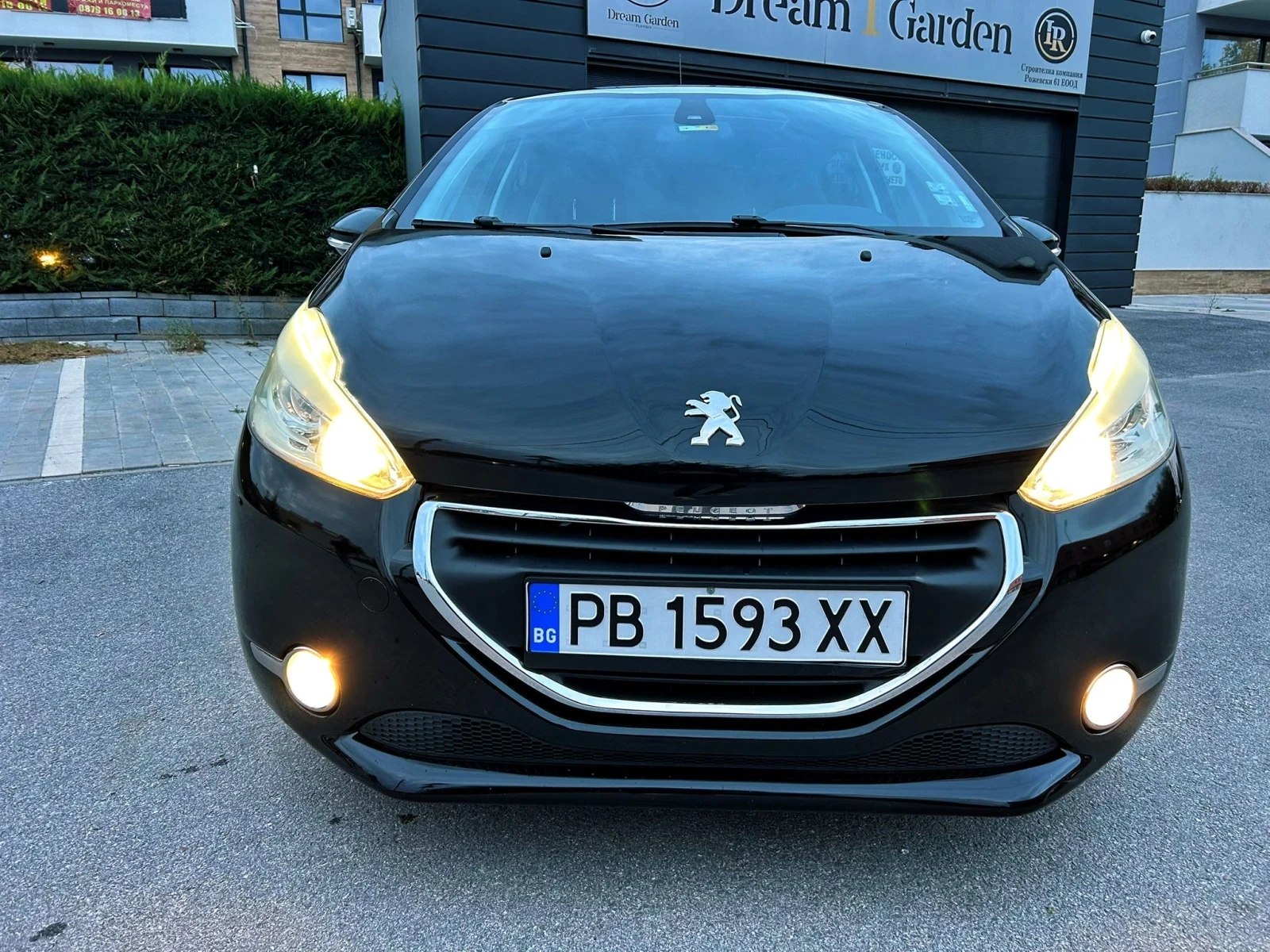 Peugeot 208 1.6 e-hdi 115kc - изображение 3