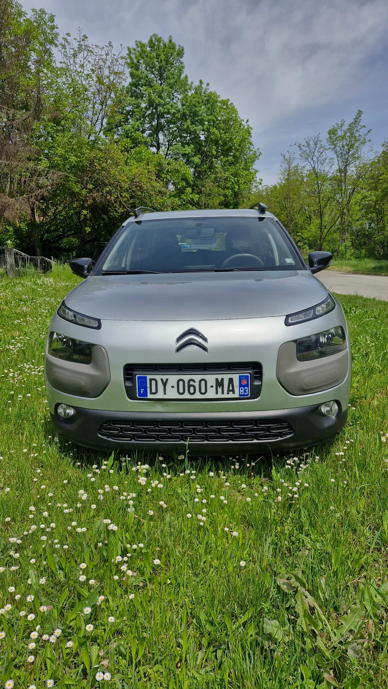 Citroen C4 Cactus CITROEN C4 CACTUS 2015 1.2 Бензин 82к.с.
