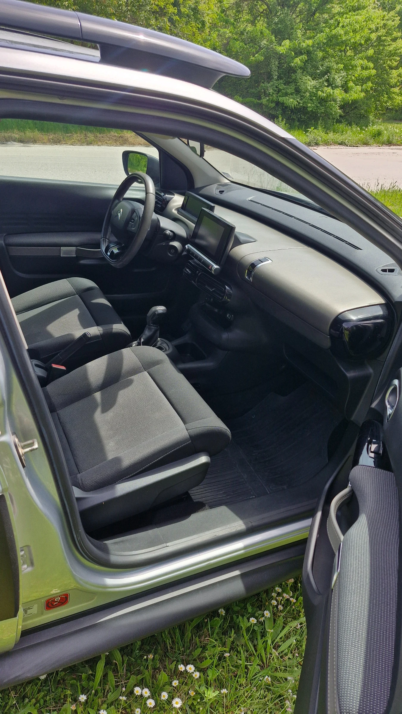 Citroen C4 Cactus CITROEN C4 CACTUS 2015 1.2 Бензин 82к.с., снимка 9 - Автомобили и джипове - 53534086