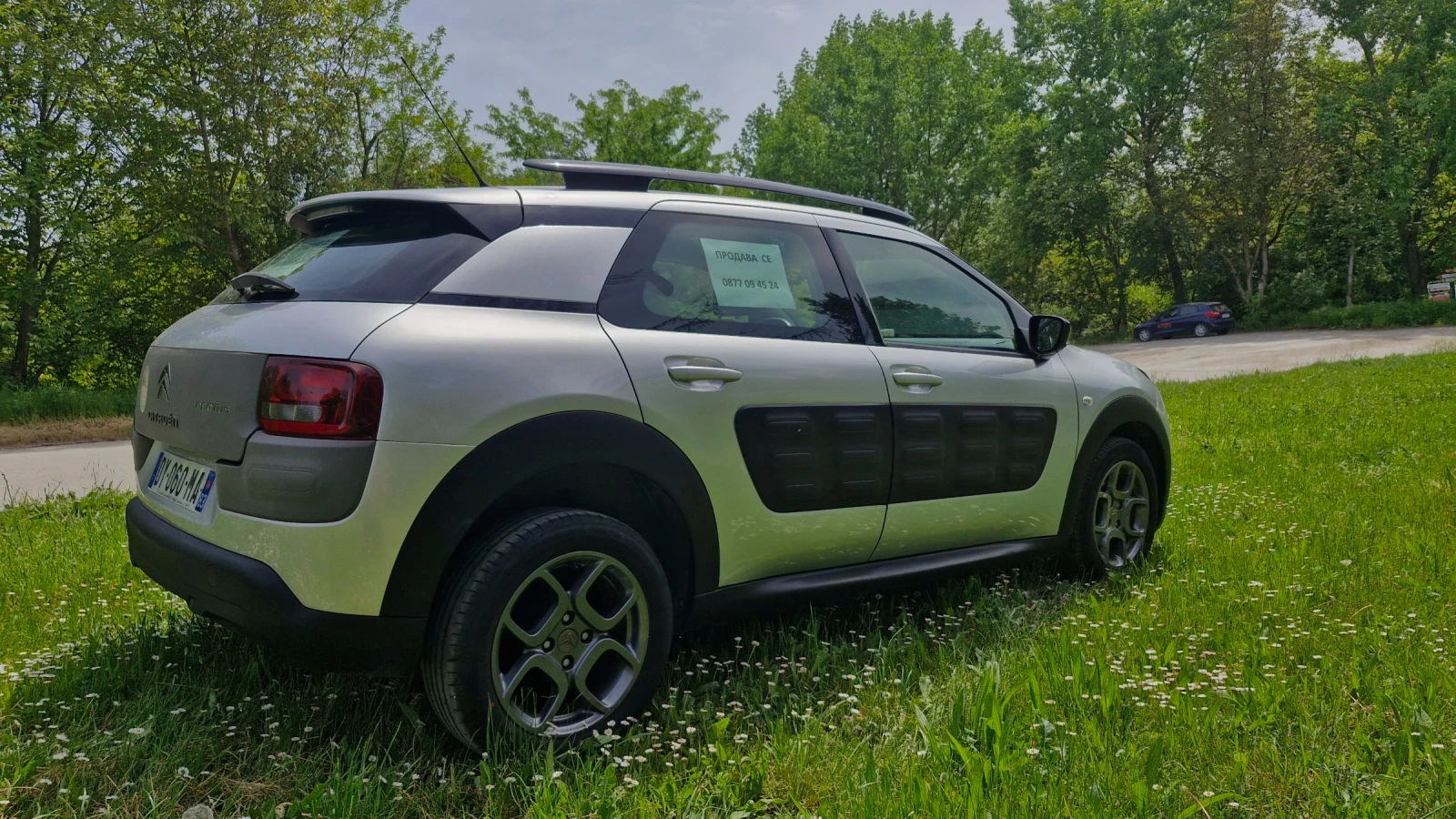 Citroen C4 Cactus CITROEN C4 CACTUS 2015 1.2 Бензин 82к.с., снимка 4 - Автомобили и джипове - 53534086