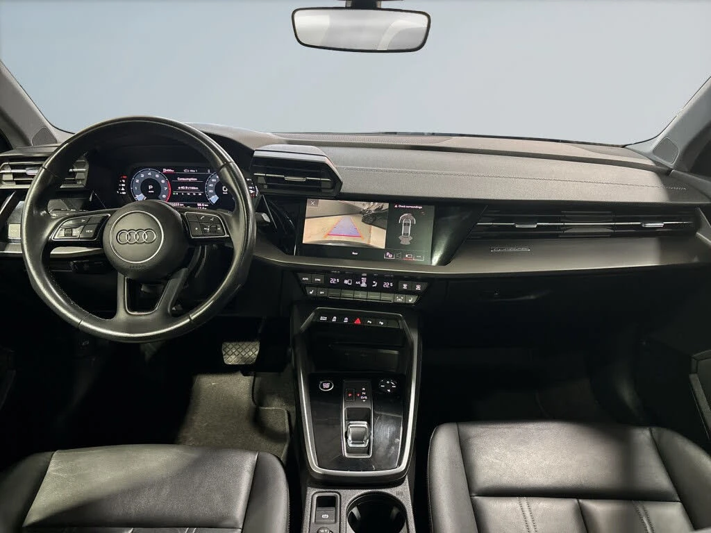 Audi A3 Quattro* Komfort* АвтоКредит* (ЦЕНА ДО БГ), снимка 14 - Автомобили и джипове - 54038820