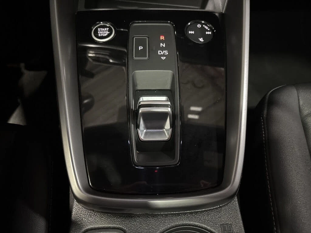 Audi A3 Quattro* Komfort* АвтоКредит* (ЦЕНА ДО БГ), снимка 12 - Автомобили и джипове - 54038820