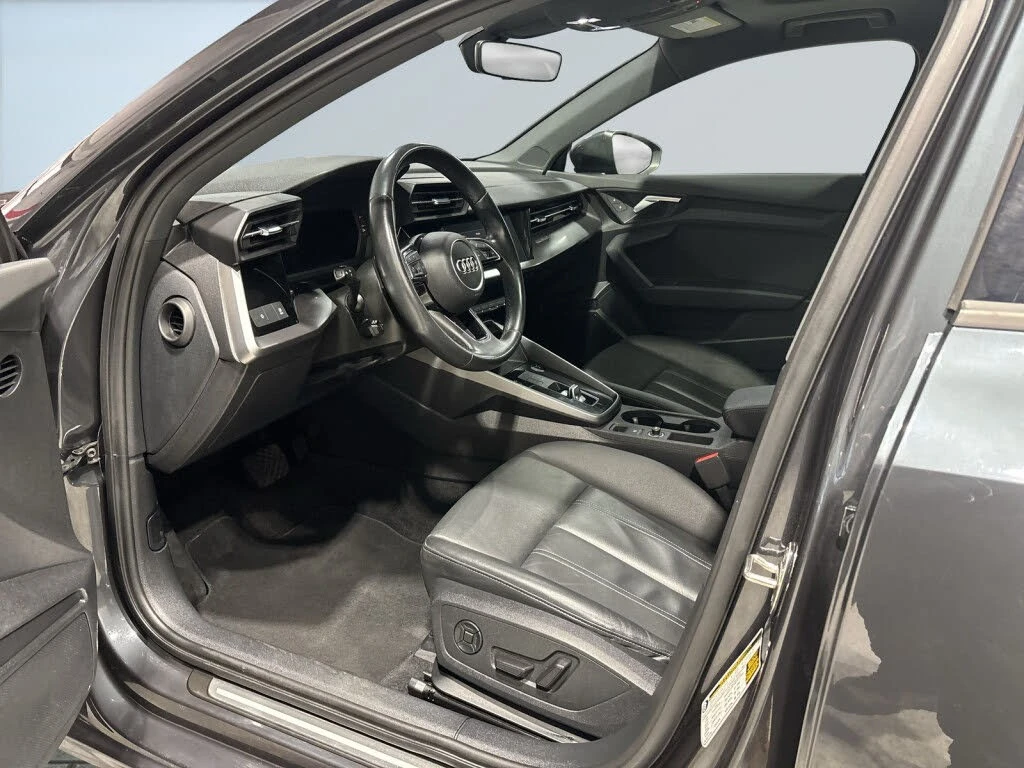 Audi A3 Quattro* Komfort* АвтоКредит* (ЦЕНА ДО БГ), снимка 13 - Автомобили и джипове - 54038820