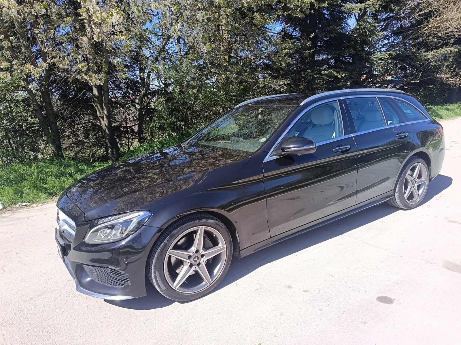 Mercedes-Benz C 220 4MATIC, снимка 3 - Автомобили и джипове - 54414210