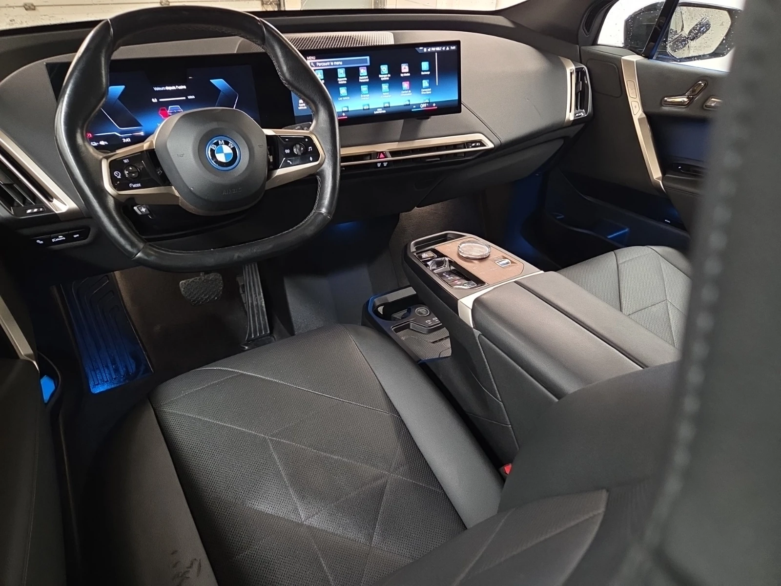 BMW iX xDrive40 AWD, снимка 10 - Автомобили и джипове - 54776789