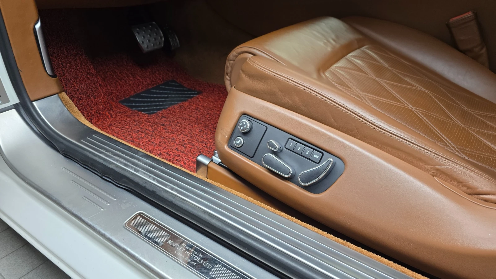Bentley Continental gt 6.0 W12 Gt , снимка 16 - Автомобили и джипове - 55221410