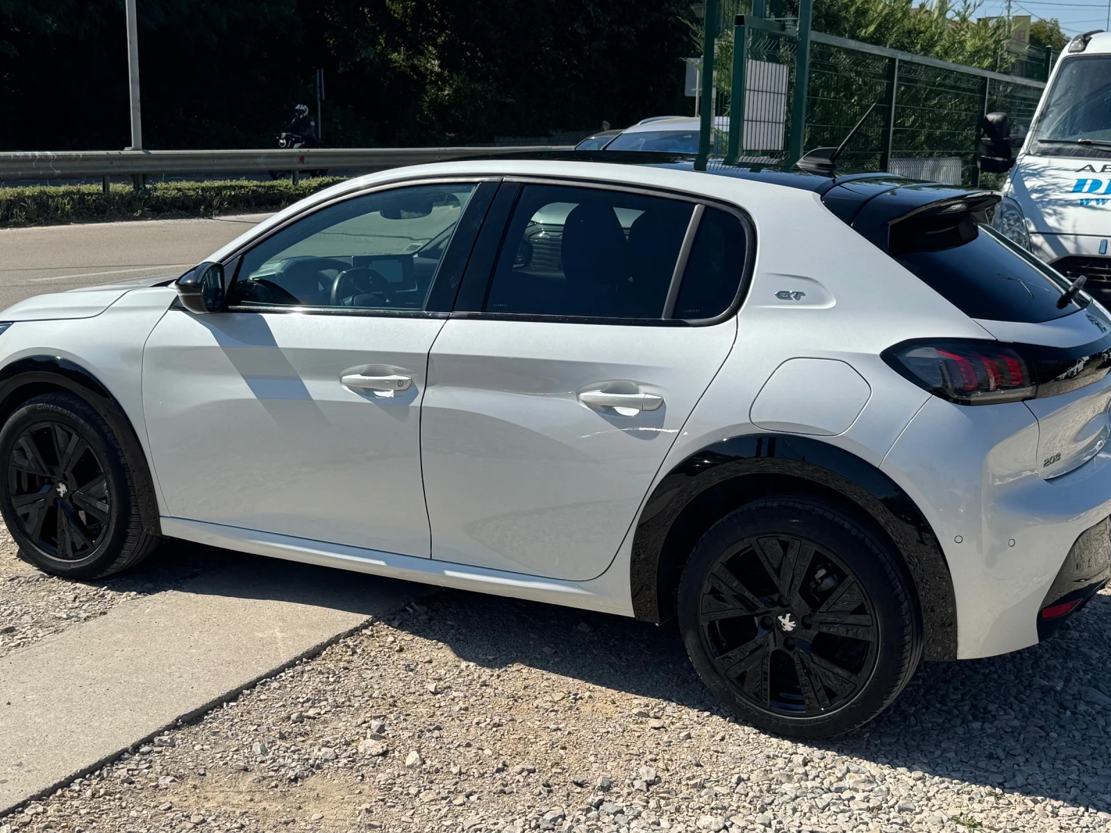 Peugeot 208 1.2 GT Line  | Mobile.bg � ����������� 14