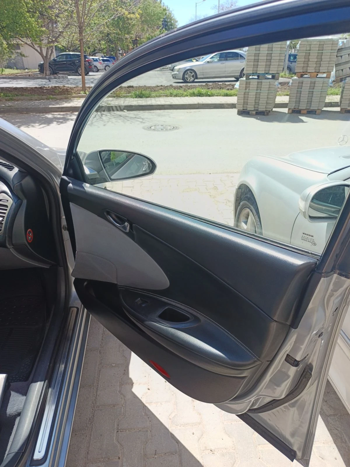 Nissan Primera Газ-Бензин , снимка 7 - Автомобили и джипове - 55533249