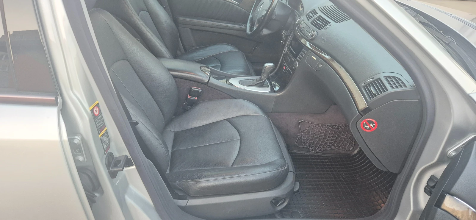 Mercedes-Benz E 270 2.7cdi* AVTOMAT* KOJA* Avantgarde* , снимка 4 - Автомобили и джипове - 55702112