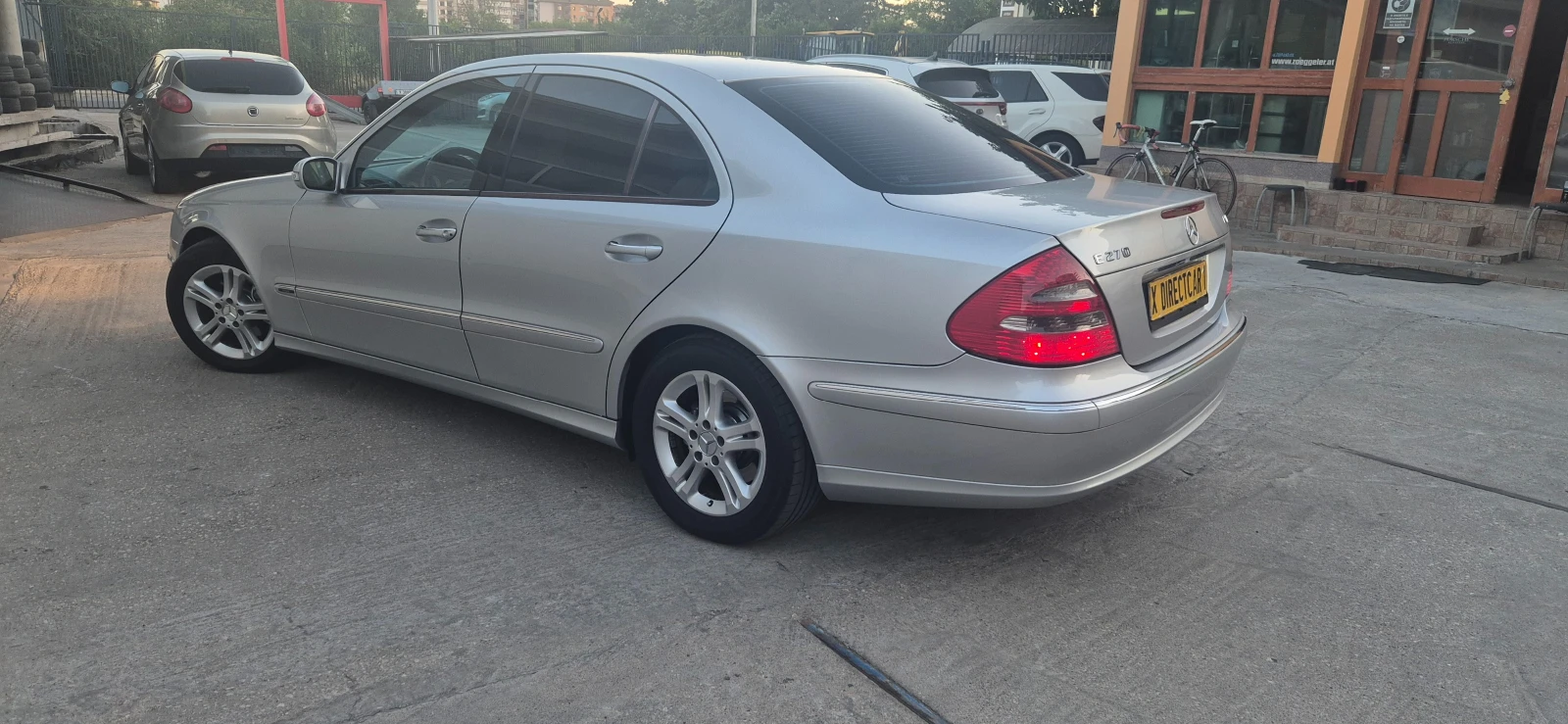 Mercedes-Benz E 270 2.7cdi* AVTOMAT* KOJA* Avantgarde* , снимка 15 - Автомобили и джипове - 55702112