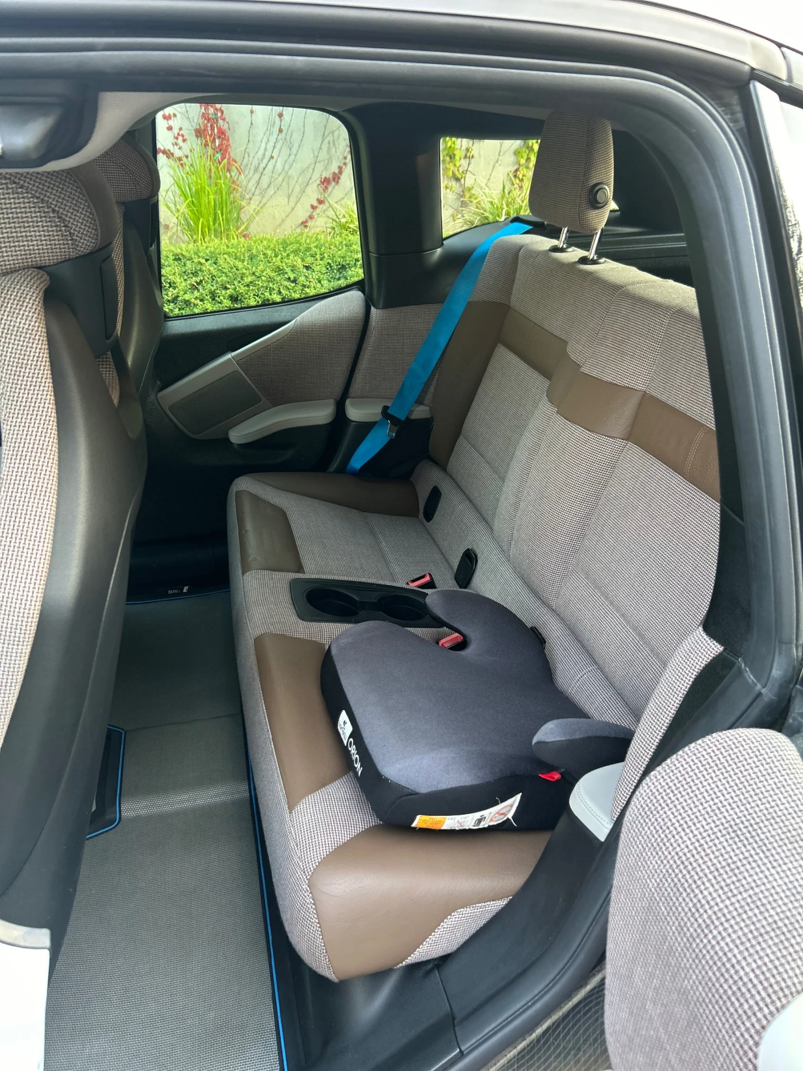 BMW i3 120Ah 170 hp. , снимка 2 - Автомобили и джипове - 55711536