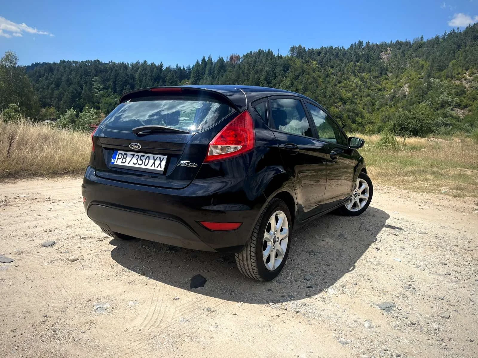 Ford Fiesta 1.4 LPG, снимка 4 - Автомобили и джипове - 55792548