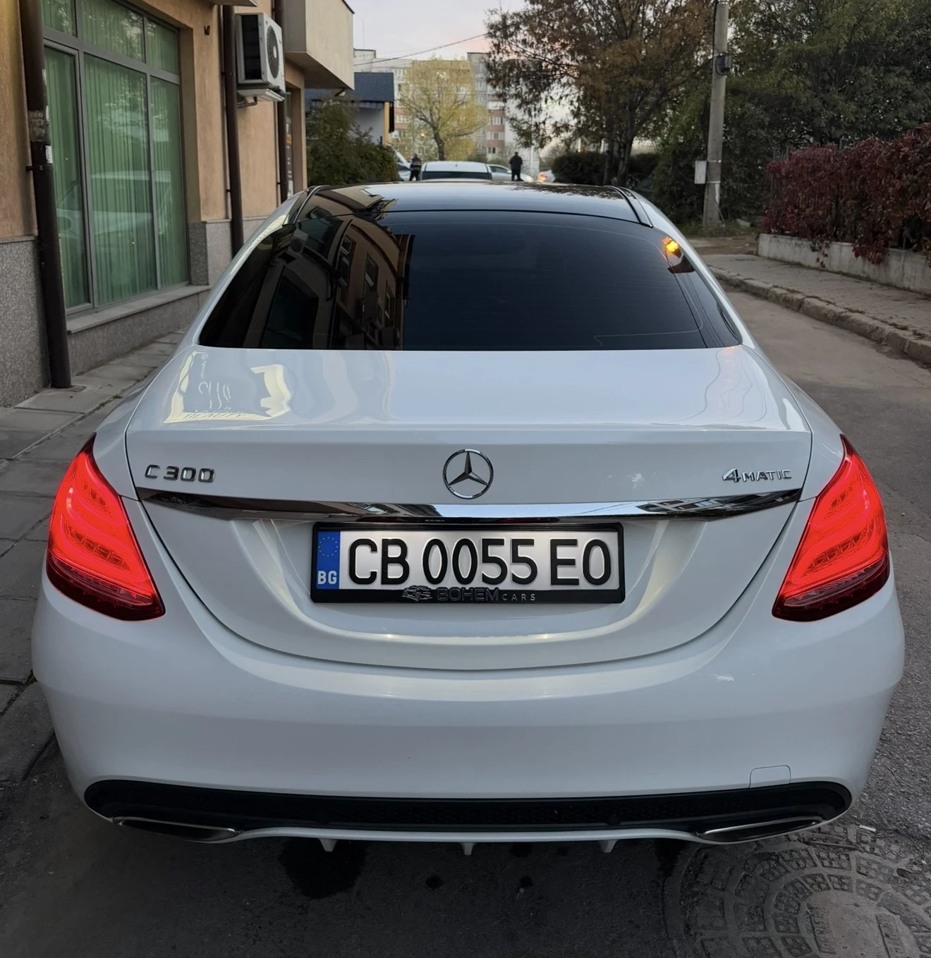 Mercedes-Benz C 300 4MATIC AMG, снимка 6 - Автомобили и джипове - 55794368