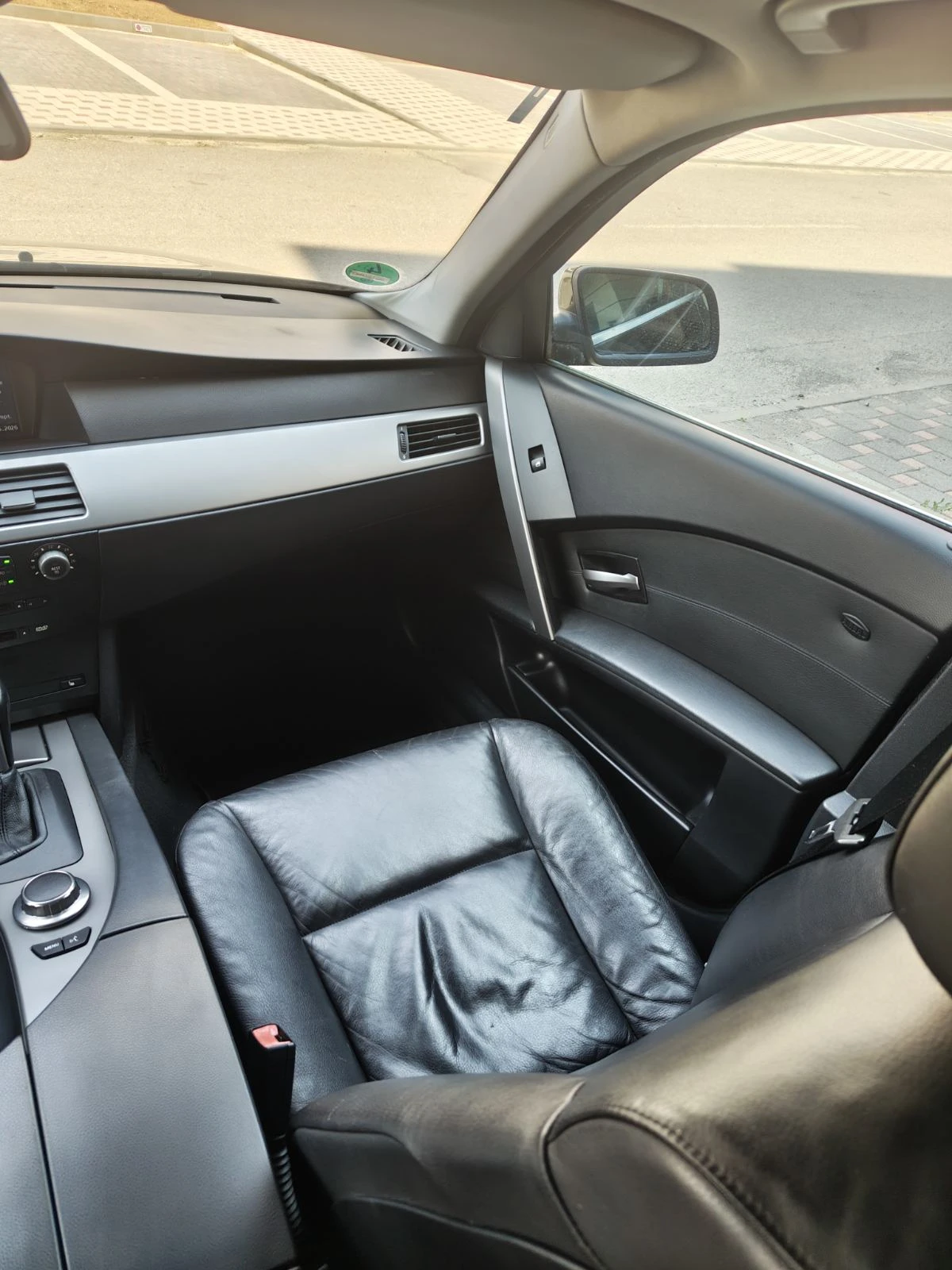 BMW 525 i-АВТОМАТИК-НА ЗАДНО, снимка 10 - Автомобили и джипове - 56160137