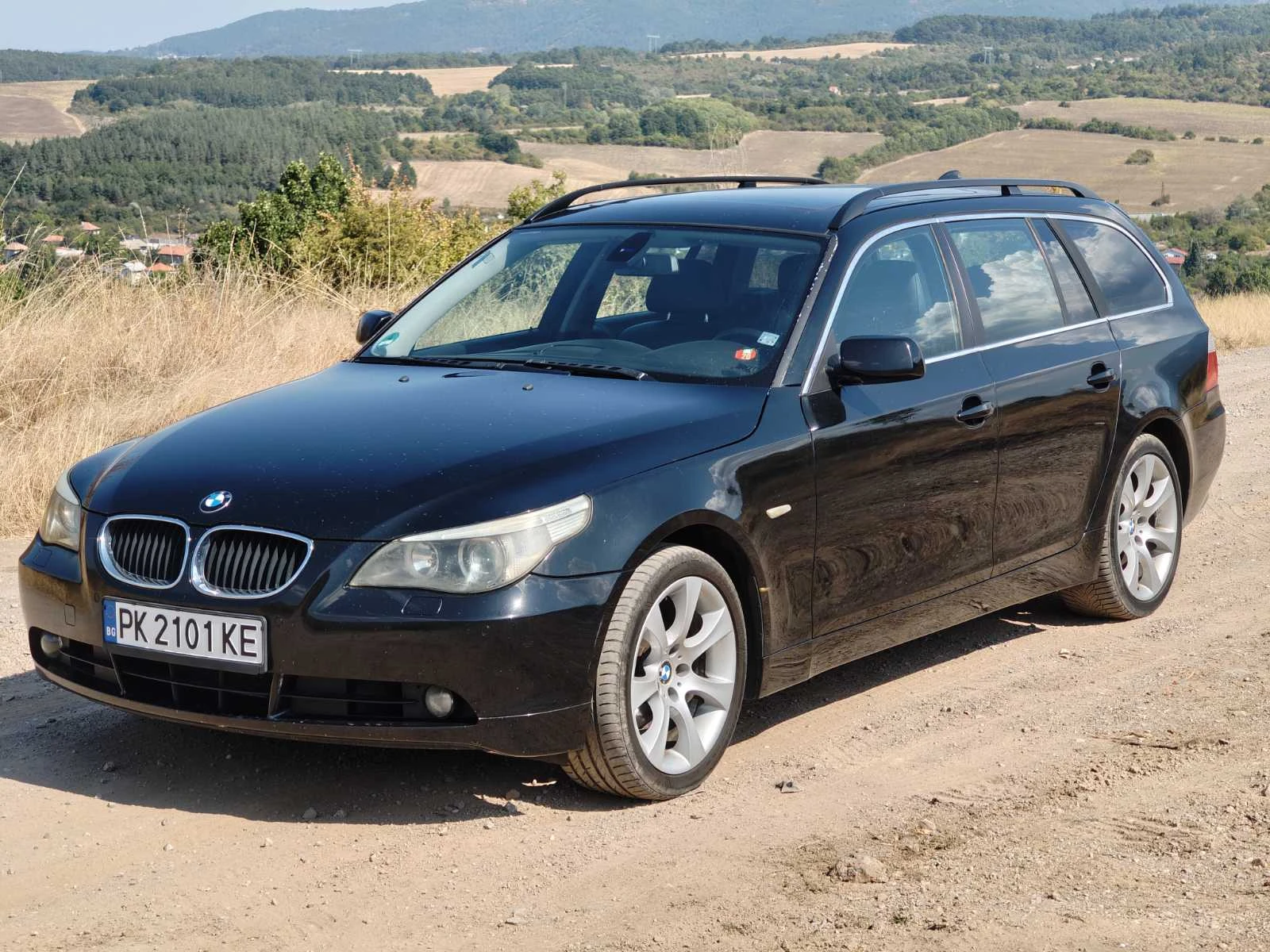 BMW 525 i-АВТОМАТИК-НА ЗАДНО