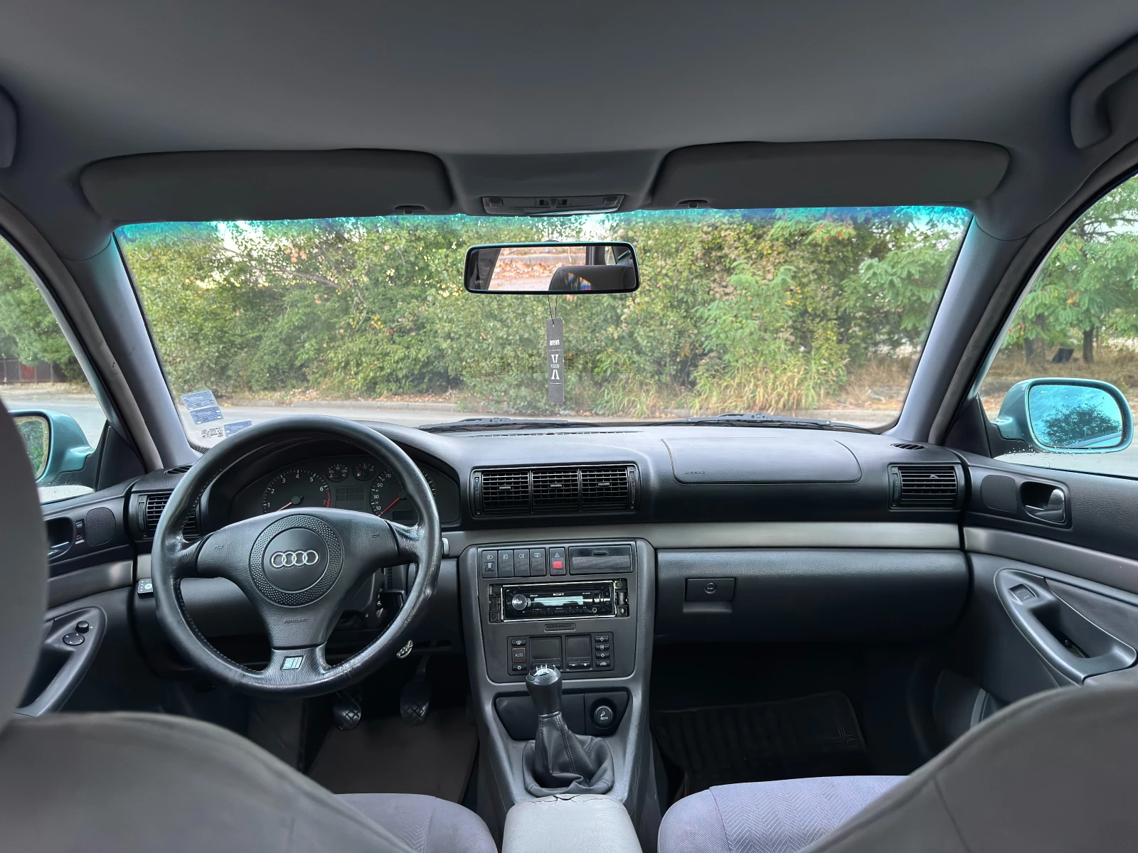 Audi A4 B5 1.8 ADR ГАЗ КЛИМАТРОНИК , снимка 9 - Автомобили и джипове - 56434726