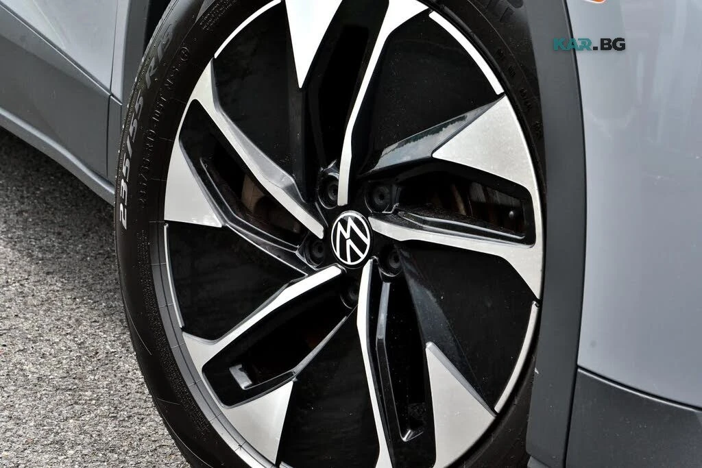 VW ID.4 PRO* 4X4* ДИСТРОНИК* ПОДГРЕВ* КАМЕРА, снимка 3 - Автомобили и джипове - 56564072